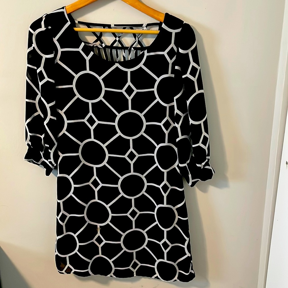 Want and Need size S black/white patterned dress.